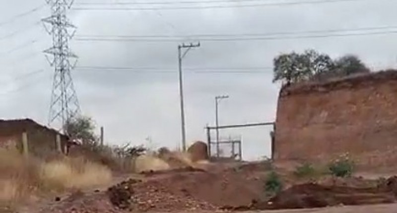 MUERE MENOR SEPULTADO BAJO ESCOMBRO DE TEPETATE EN UNA OBRA