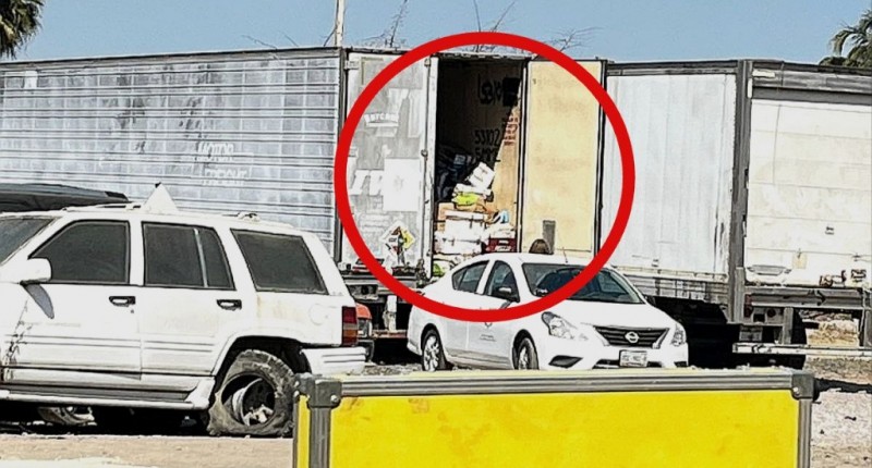 NAYARIT | HALLAN TRÁILERES ABANDONADOS LLENOS DE EXPEDIENTES EN LA FISCALÍA