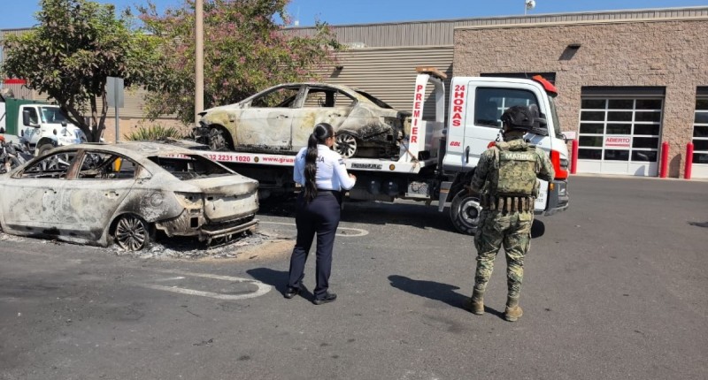 CREAN FONDO DE APOYO PARA DUEÑOS DE AUTOS QUEMADOS EN NARCOBLOQUEOS DE JALISCO