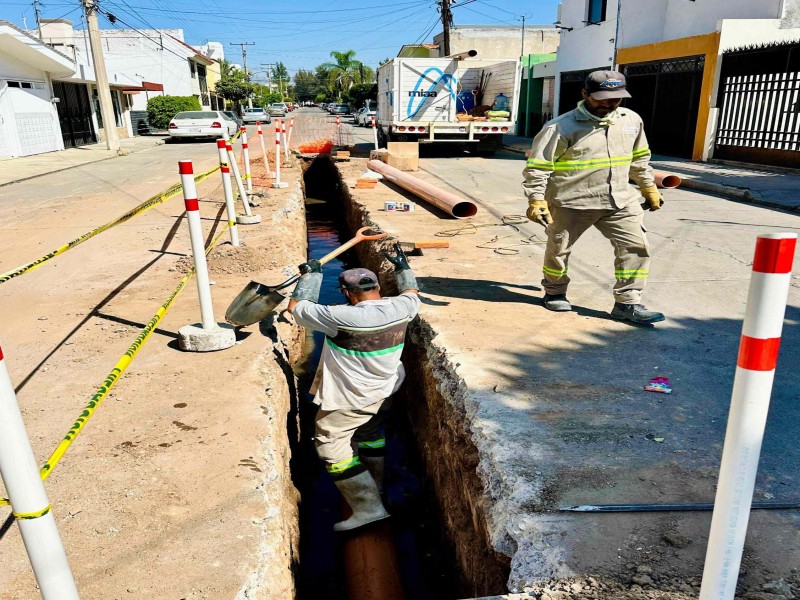 INTENSIFICA MUNICIPIO DE AGS REHABILITACIÓN DE REDES SANITARIAS EN EL FRACCIONAMIENTO MODERNO