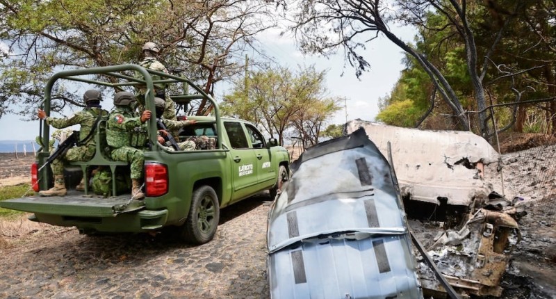 EN NARCONÓMINA DE `EL MENCHO`, POLICÍA CREADA POR LEMUS; APARECEN PAGOS POR 400 MIL PESOS