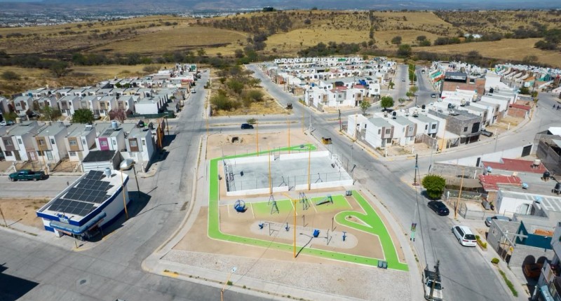 ALCALDE DE AGS, LEO MONTAÑEZ,  PROMUEVE LA SANA CONVIVENCIA CON NUEVO PARQUE EN VILLA MONTAÑA