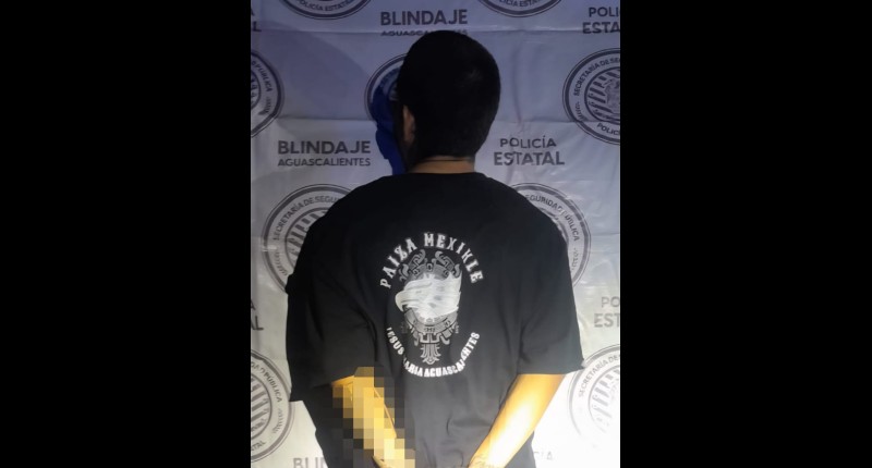 DETIENEN EN ASIENTOS A PAREJA CON 40 GRAMOS DE CRISTAL