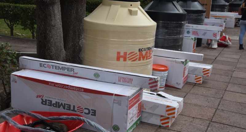 MÁS FAMILIAS BENEFICIADAS CON APOYOS PARA EL HOGAR EN JESÚS MARÍA, AGUASCALIENTES 