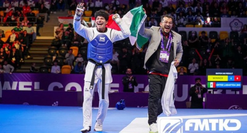 MEXICANO GUILLERMO CORTÉS SE CORONA COMO TRICAMPEÓN MUNDIAL JUVENIL  DE TAEKWONDO EN UZBEKISTÁN