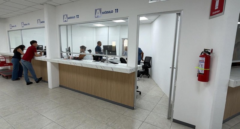 INICIA OPERACIONES NUEVO CENTRO DE ATENCIÓN VEHICULAR EN PLAZA VESTIR, EN AGS