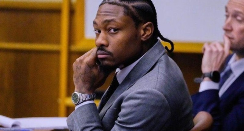 EN JUICIO RELÁMPAGO, STEFON DIGGS ES DECLARADO INOCENTE DE ESTRANGULAR A SU CHEF Y ANTIGUA PAREJA