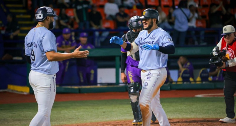 RIELEROS SE LLEVA LA SERIE ANTE DORADOS