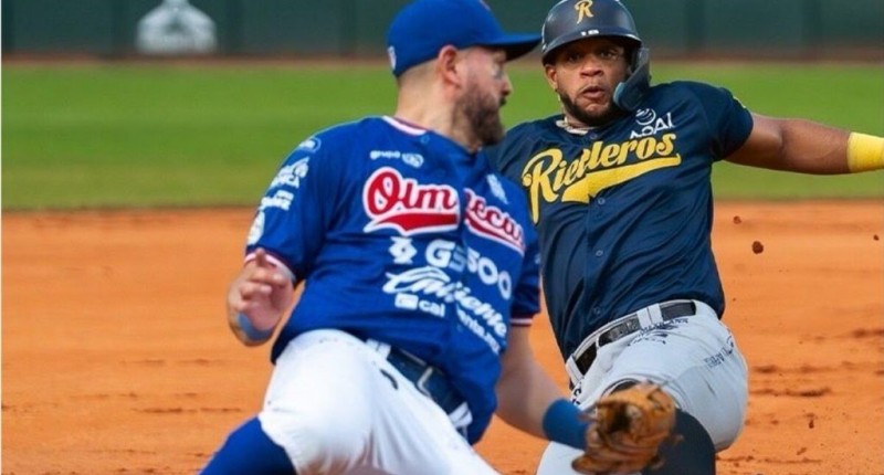 LIMPIAN LOS OLMECAS A LOS RIELEROS 