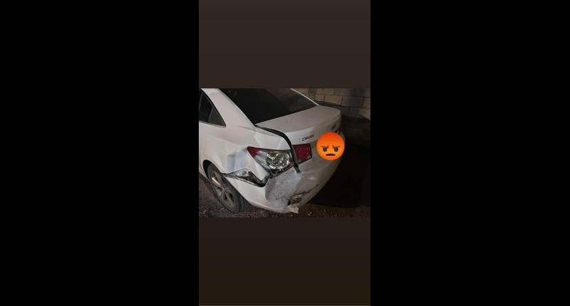LE IMPACTARON MIENTRAS CIRCULABA EN SU VEHÍCULO DE MADRUGADA Y SE DIERON A LA FUGA; PIDE AYUDA PARA IDENTIFICAR AL RESPONSABLE