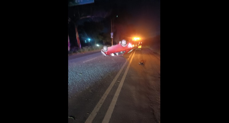 CHOQUE Y VOLCADURA EN BOULEVARD ADOLFO RUIZ CORTINES, AGUASCALIENTES