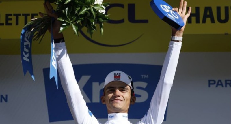 ¡HISTÓRICO! ISAAC DEL TORO ES EL PRIMER MEXICANO EN SUBIR AL PODIO EN EL TOUR DE FRANCIA