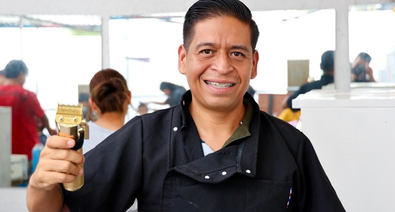 PEDRO INICIÓ COMO ALUMNO DE LA CASA DEL BIEN COMÚN Y HOY TIENE SU PROPIO NEGOCIO