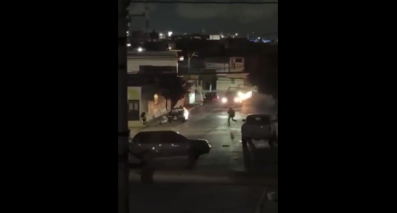 ASÍ FUE EL MOMENTO DE LA RIÑA EN LA EMILIANO ZAPATA,  EN AGS, DONDE UN ADOLESCENTE RESULTÓ HERIDO | VIDEO 