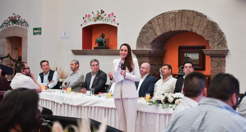 TERE JIMÉNEZ RECONOCE LA FUERZA DEL CAMPO Y REAFIRMA SU RESPALDO A PRODUCTORES Y AGROEMPRESARIOS
