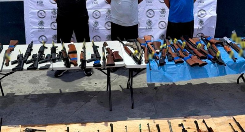 ANDABAN ARMADOS: DETIENEN A TRES EN NUEVO LEÓN EN POSESIÓN DE 210 ARMAS DE FUEGO