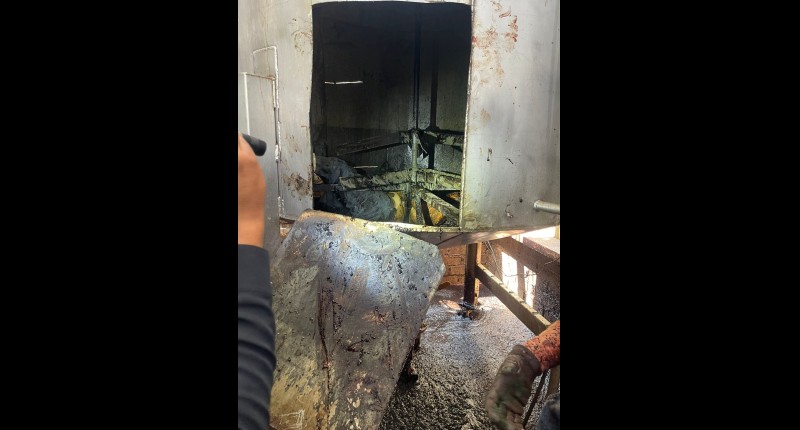 MUEREN 2 PERSONAS Y UNA MÁS ESTÁ DELICADA TRAS QUEDAR ATRAPADAS EN UNA TINA AL INTERIOR DE UNA EMPRESA UBICADA EN EL PARQUE INDUSTRIAL DEL VALLE DE AGUASCALIENTES
