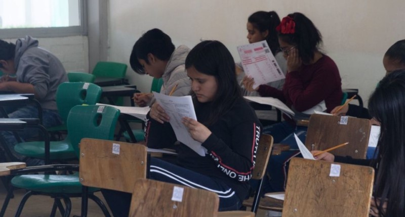 NUEVA ESCUELA MEXICANA FRACASA EN LA PRUEBA PISA; CAEN ESTUDIANTES EN LECTURA Y MATEMÁTICAS