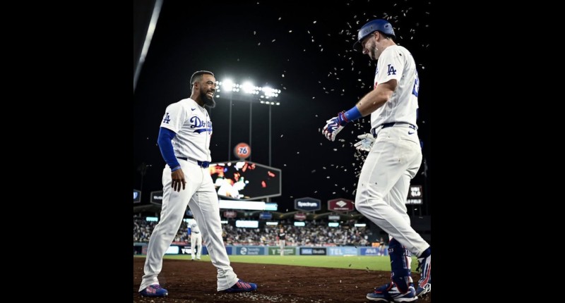 LOS DODGERS ASEGURAN PLAYOFFS EN UNA JORNADA DE ALTO VOLTAJE EN LA MLB