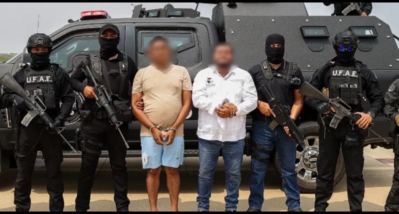 FEDERACIÓN DESARMA A LA NARCOPOLICÍA DE JUCHITÁN