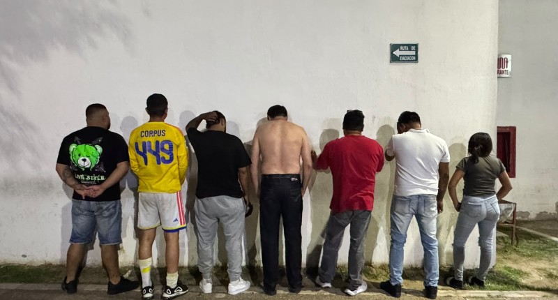 DETIENEN A NUEVE PERSONAS POR RIÑA CAMPAL EN INFONAVIT MORELOS, EN AGS