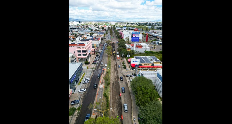 CONTINÚA ALCALDE DE AGS, LEO MONTAÑEZ,  CON LA REHABILITACION VIAL DE AVENIDA INDEPENDENCIA