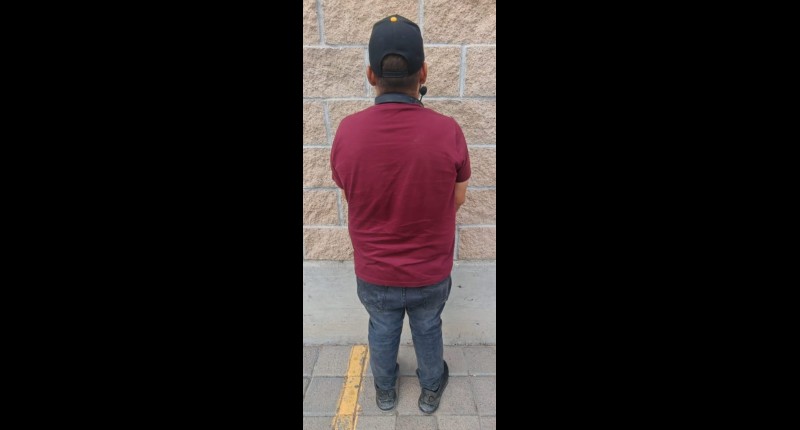 ASEGURAN EN AGS TRES VEHÍCULOS DE PROCEDENCIA EXTRANJERA QUE ERAN TRANSPORTADOS EN UN TRÁILER, EL CHOFER FUE DETENIDO POR NO PODER ACREDITAR LA LEGAL ESTANCIA EN EL PAÍS Y LA PROPIEDAD 